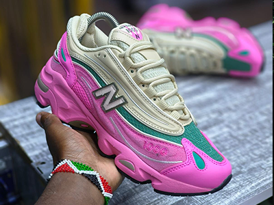 Fashion New Balance 1000 Pink Edition
